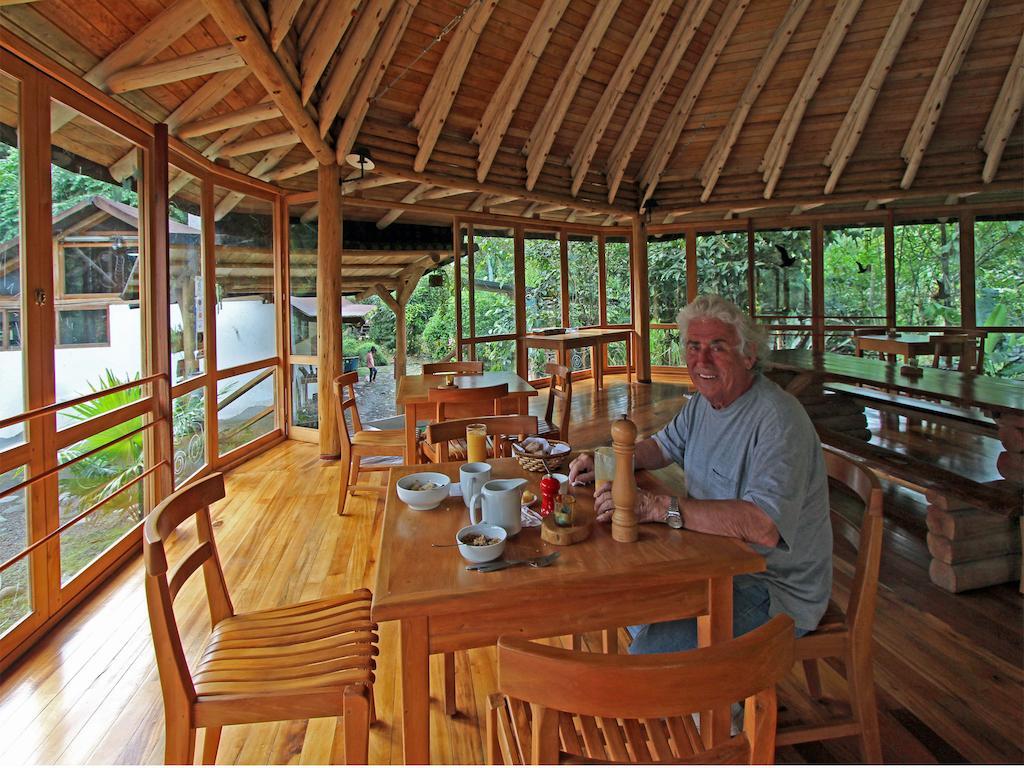 Hosteria La Roulotte - มินโด ภายนอก รูปภาพ